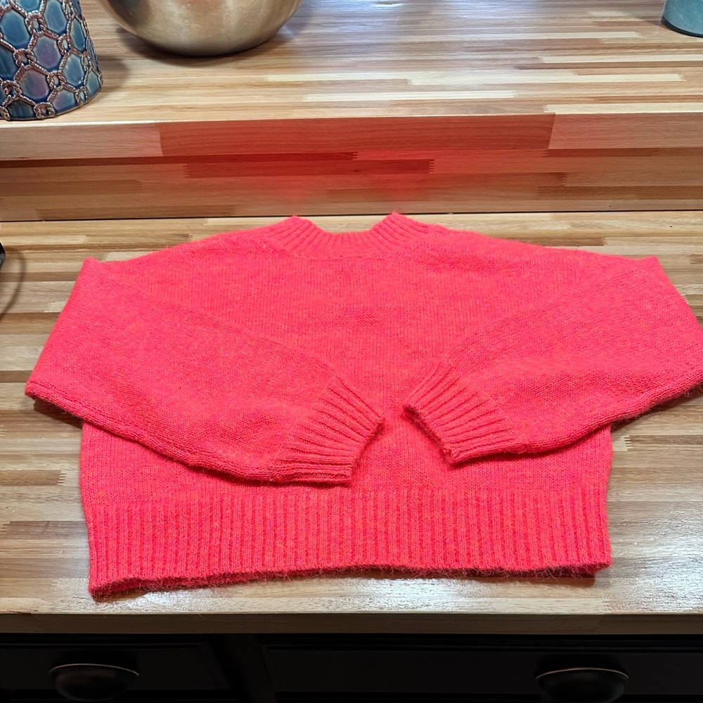 American Eagle Outfitters Women's Bright Pink Sweater